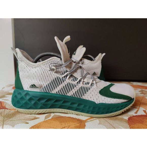 Adidas Pro Boost low Men's Basketball Shoes Size 7.5 - Picture 1 of 7